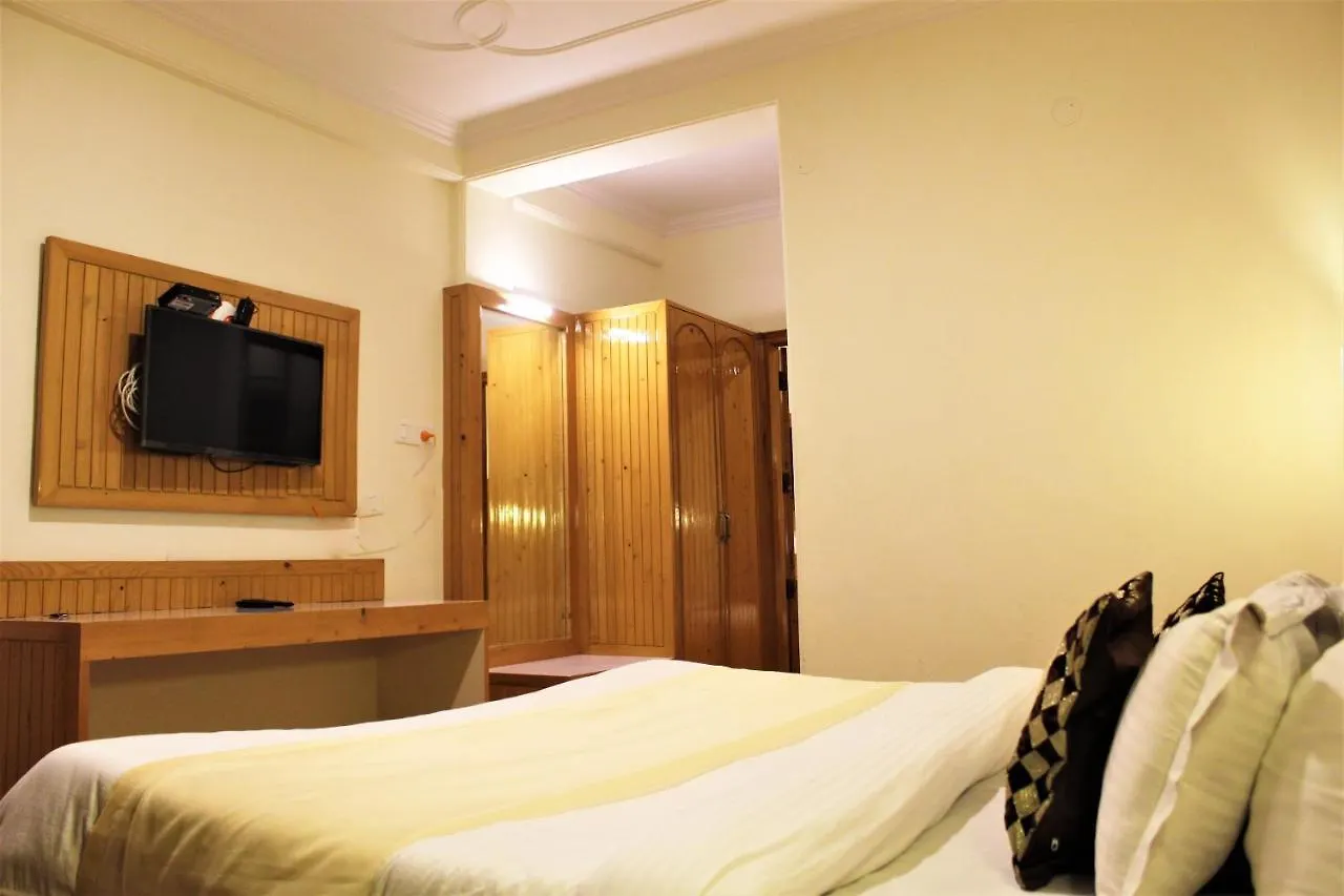 Golf Links Resort Shimla Hotel