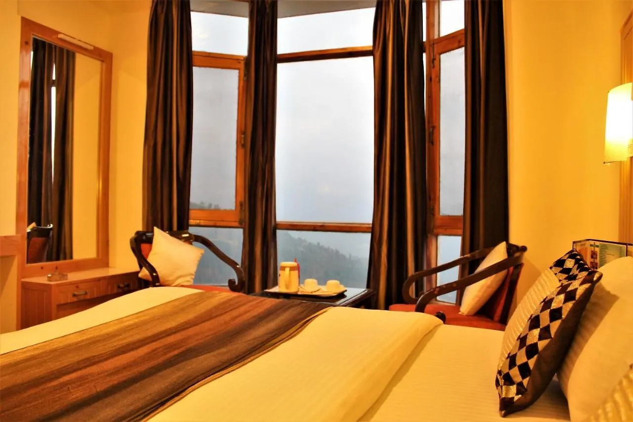 Golf Links Resort Shimla 3*,  India