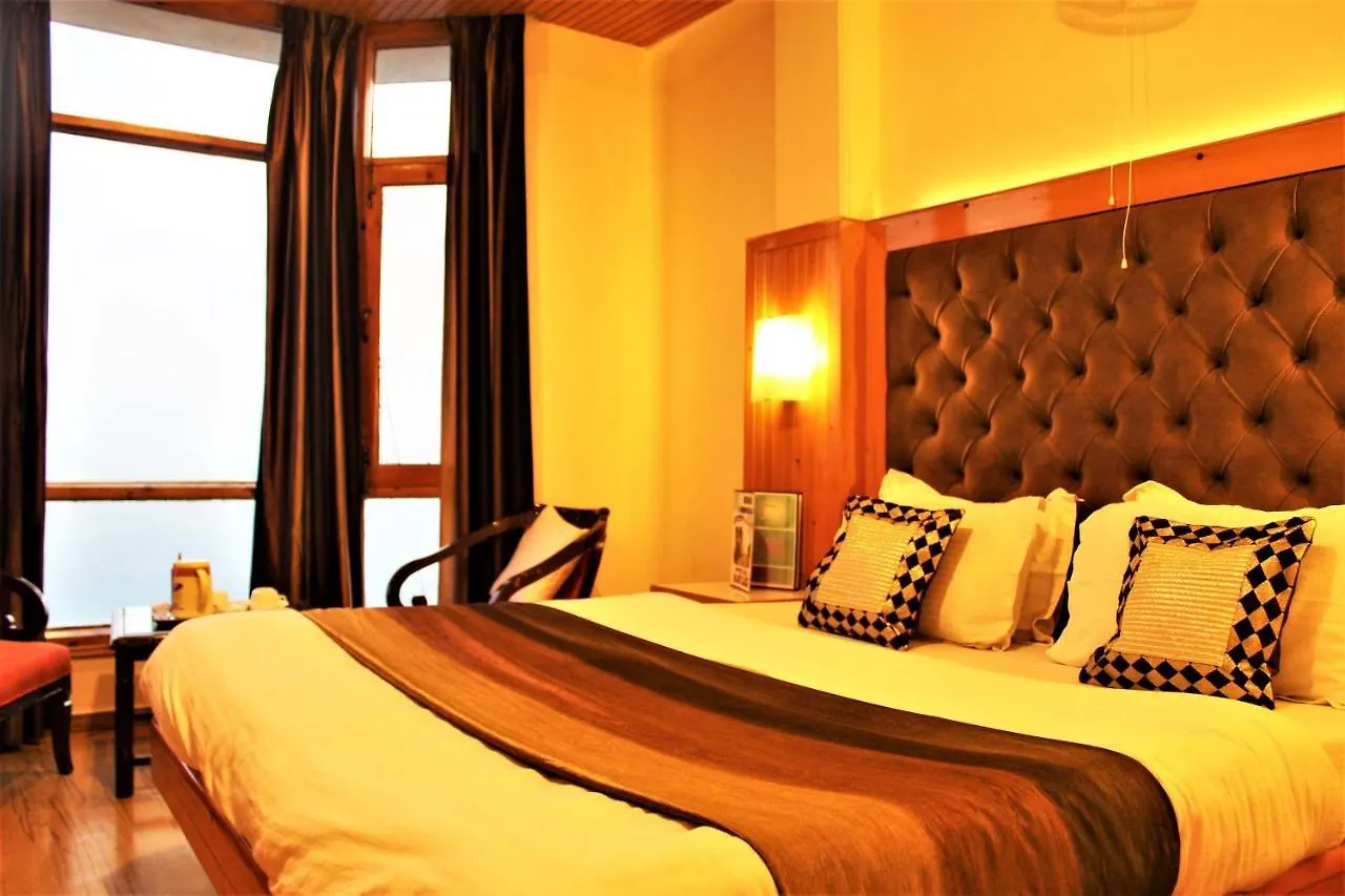 Golf Links Resort Shimla 3*,  India