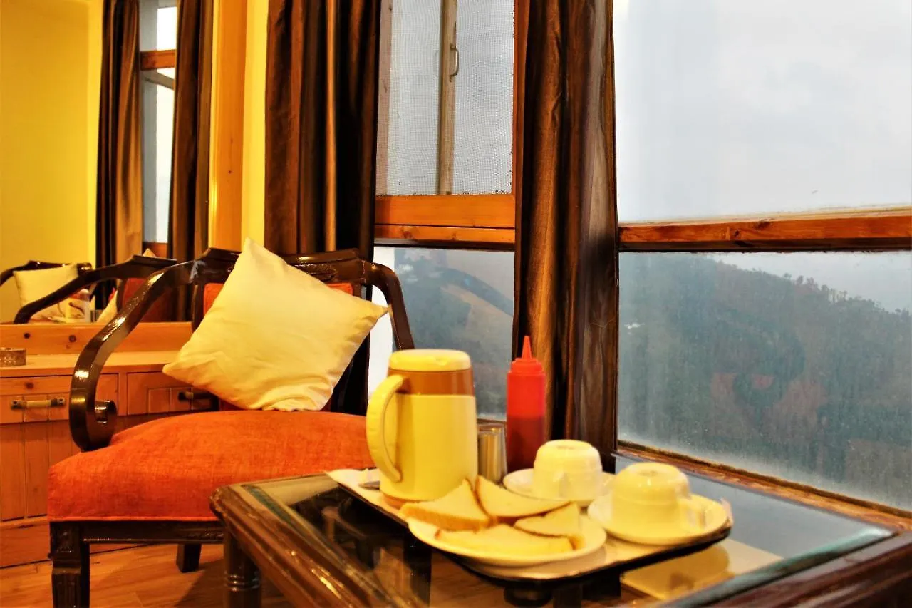 Golf Links Resort Shimla 3*,